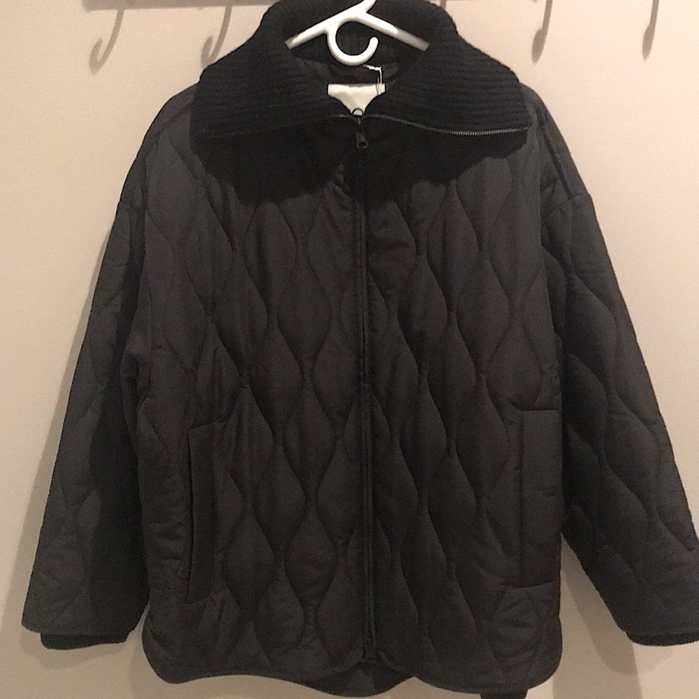 NWT COS Quilted Black Jacket Size Medium
